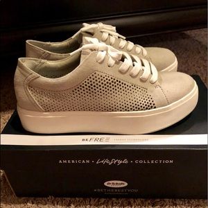 Dr. Scholls Platform Sneaker